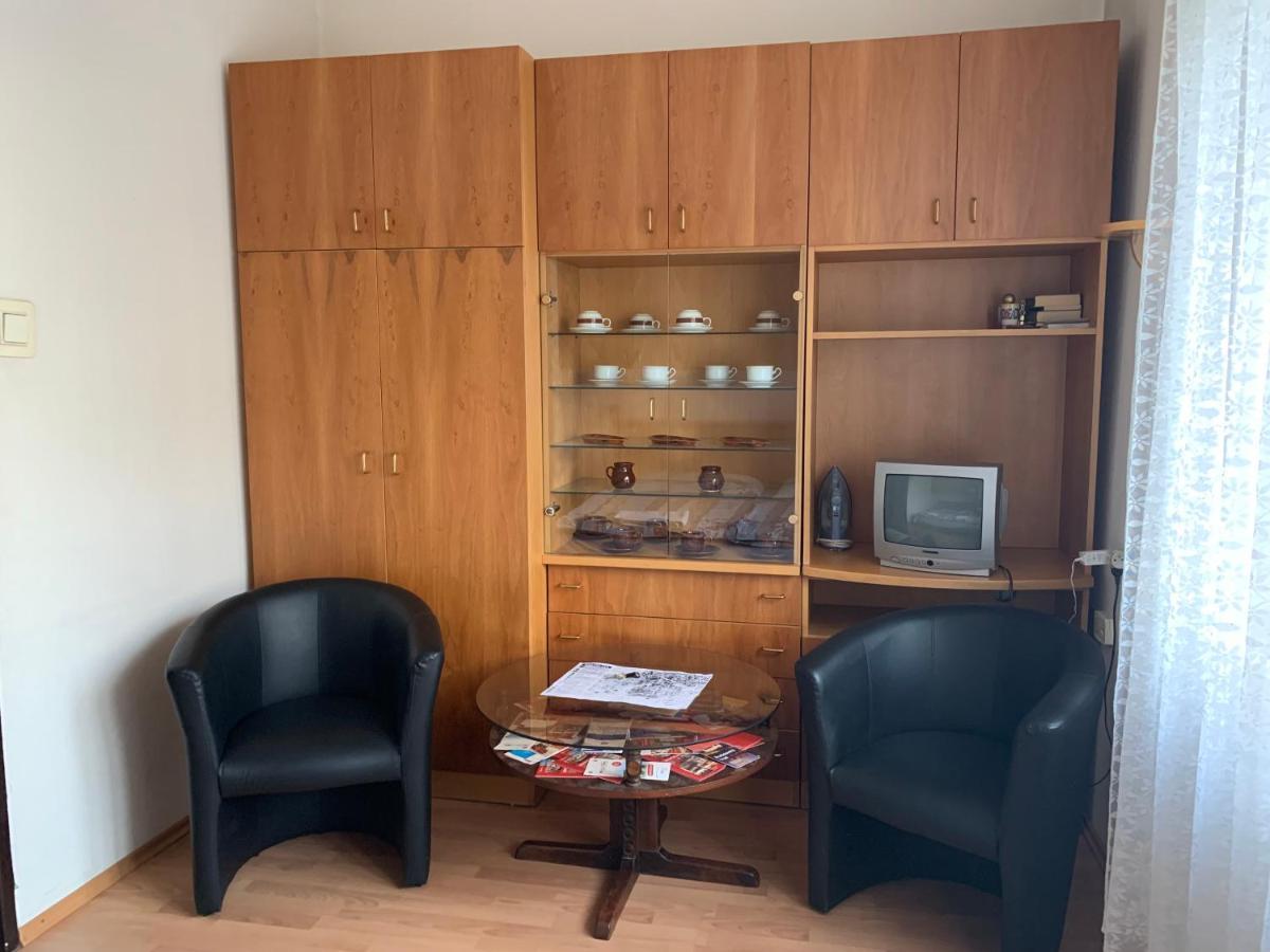 Apartmany Bratislava Апартаменти *